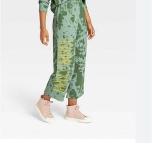 Guns N’ Roses Size XS Green tie-dye camo style Fleece lounge pants
